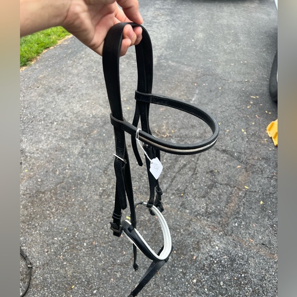Black leather bridle - Picture 2 of 2